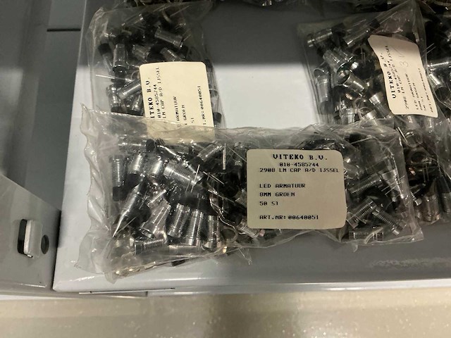 Partij divers installatie materiaal - afbeelding 38 van  43