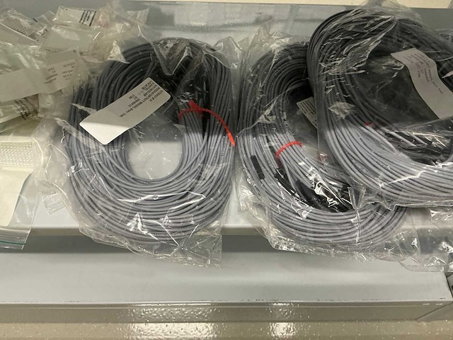 Partij divers installatie materiaal - afbeelding 11 van  24