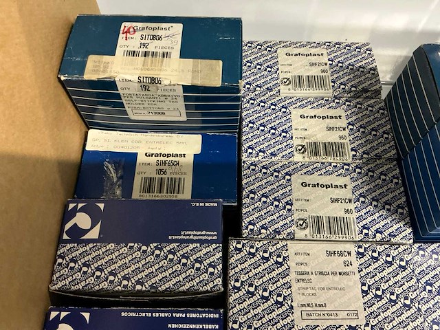 Partij divers installatie materiaal - afbeelding 10 van  28