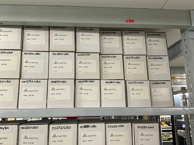 Partij divers installatie materiaal - afbeelding 19 van  28