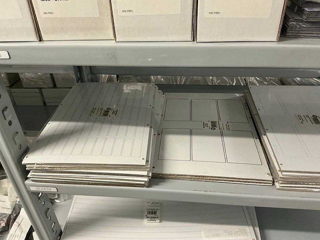 Partij divers installatie materiaal - afbeelding 25 van  28