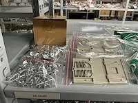 Partij divers installatiemateriaal (172x) - afbeelding 2 van  21