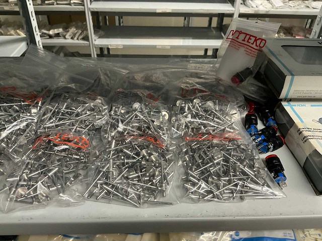 Partij divers installatiemateriaal (172x) - afbeelding 4 van  21