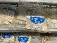 Partij divers installatiemateriaal (172x) - afbeelding 7 van  21