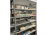 Partij divers installatiemateriaal (172x) - afbeelding 15 van  21