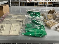 Partij divers installatiemateriaal (172x) - afbeelding 21 van  21