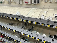 Partij divers installatiemateriaal (494x) - afbeelding 10 van  19