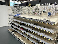 Partij divers installatiemateriaal (494x) - afbeelding 1 van  19