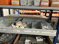 Partij divers installatiemateriaal - afbeelding 4 van  7