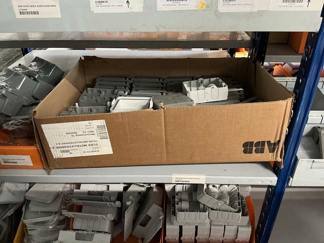 Partij divers installatiemateriaal - afbeelding 5 van  7