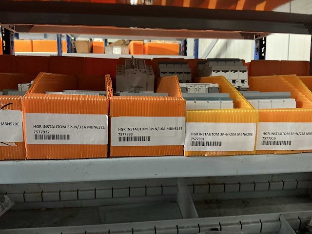 Partij divers installatiemateriaal - afbeelding 8 van  12