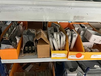 Partij divers installatiemateriaal - afbeelding 1 van  10