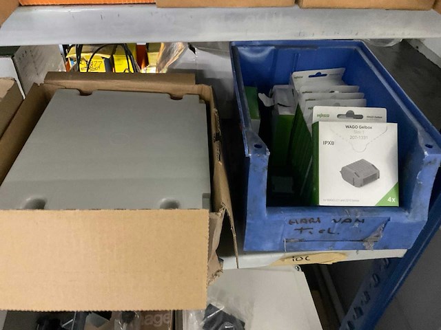 Partij divers installatiemateriaal - afbeelding 9 van  10