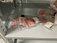 Partij divers installatiemateriaal - afbeelding 16 van  78