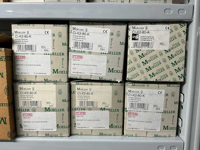 Partij divers installatiemateriaal - afbeelding 22 van  78