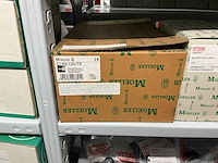 Partij divers installatiemateriaal - afbeelding 28 van  78