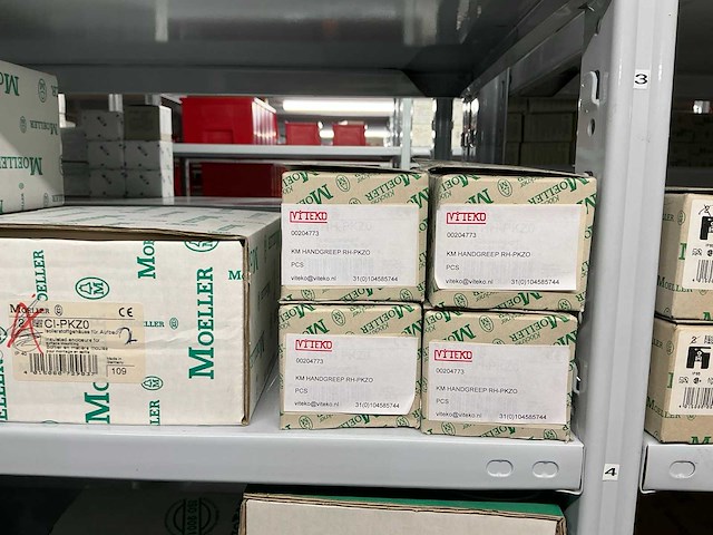 Partij divers installatiemateriaal - afbeelding 43 van  78