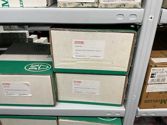 Partij divers installatiemateriaal - afbeelding 44 van  78