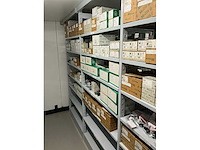 Partij divers installatiemateriaal - afbeelding 34 van  78