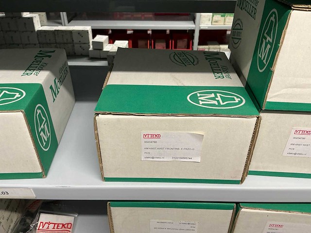 Partij divers installatiemateriaal - afbeelding 46 van  78