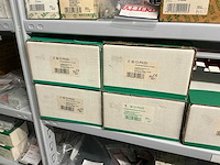 Partij divers installatiemateriaal - afbeelding 48 van  78