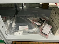 Partij divers installatiemateriaal - afbeelding 49 van  78