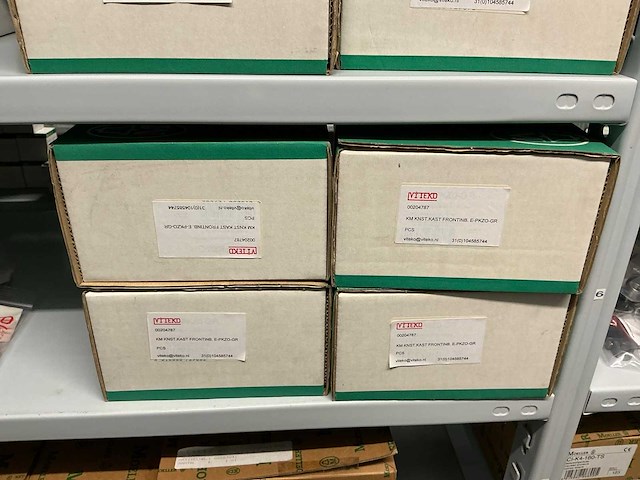 Partij divers installatiemateriaal - afbeelding 51 van  78