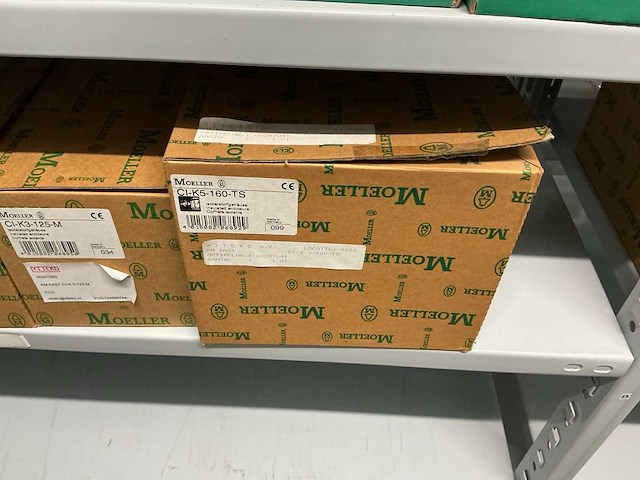 Partij divers installatiemateriaal - afbeelding 52 van  78