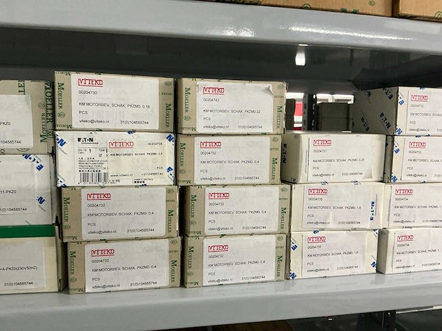 Partij divers installatiemateriaal - afbeelding 61 van  78