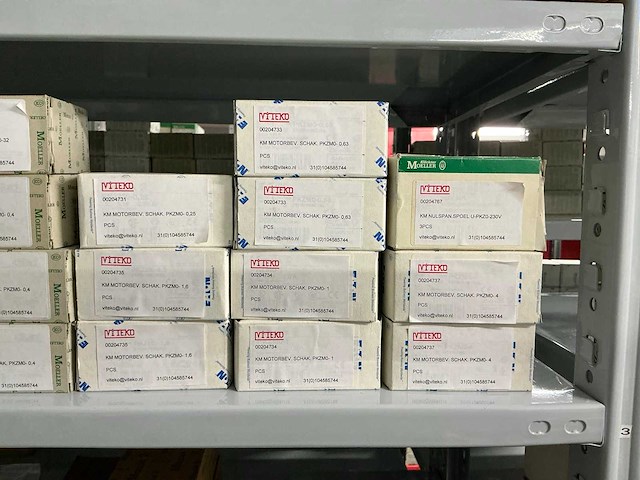 Partij divers installatiemateriaal - afbeelding 62 van  78