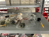 Partij divers installatiemateriaal - afbeelding 56 van  78