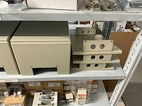 Partij divers installatiemateriaal - afbeelding 8 van  56