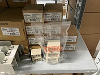 Partij divers installatiemateriaal - afbeelding 9 van  56