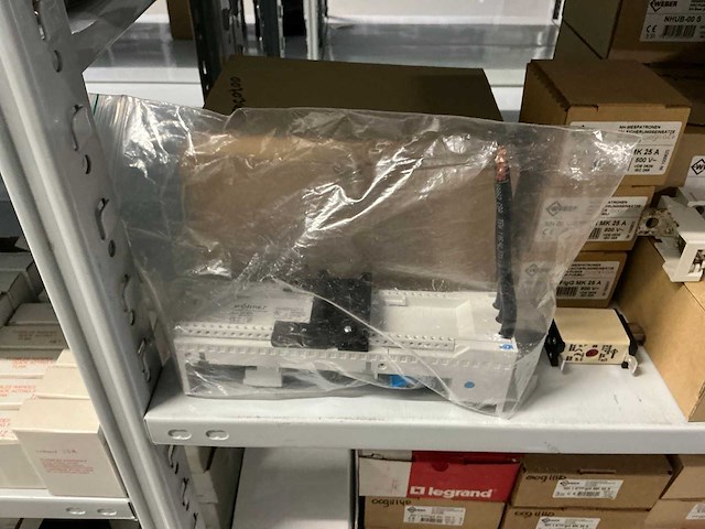 Partij divers installatiemateriaal - afbeelding 13 van  56