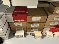 Partij divers installatiemateriaal - afbeelding 15 van  56