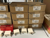 Partij divers installatiemateriaal - afbeelding 17 van  56