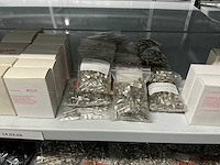 Partij divers installatiemateriaal - afbeelding 31 van  56