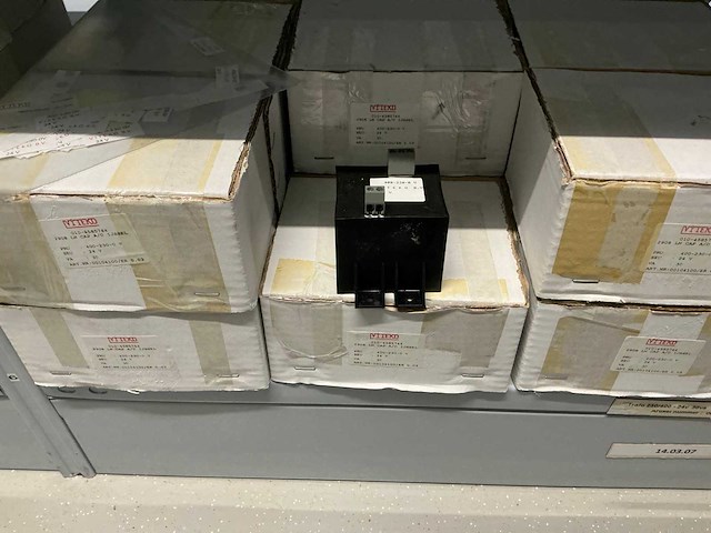 Partij divers installatiemateriaal - afbeelding 44 van  56