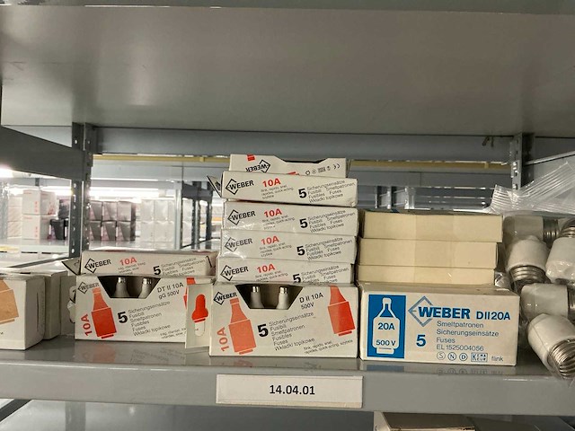 Partij divers installatiemateriaal - afbeelding 54 van  56