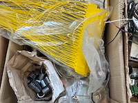 Partij divers installatiemateriaal - afbeelding 12 van  16