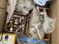 Partij divers installatiemateriaal - afbeelding 15 van  16