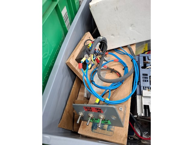 Partij divers installatiemateriaal - afbeelding 6 van  18