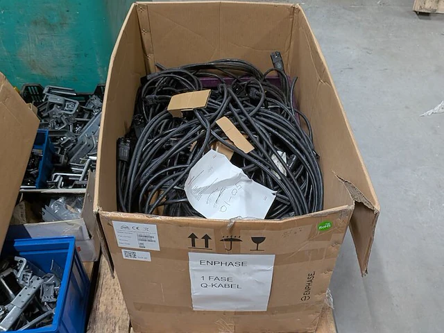 Partij divers installatiemateriaal - afbeelding 8 van  13