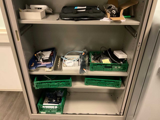 Partij divers it apparatuur - afbeelding 11 van  14