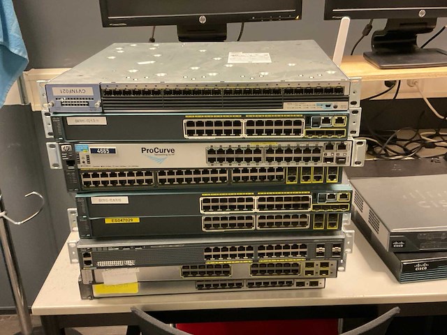 Partij divers it apparatuur - afbeelding 3 van  14