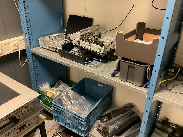Partij divers it apparatuur - afbeelding 5 van  14