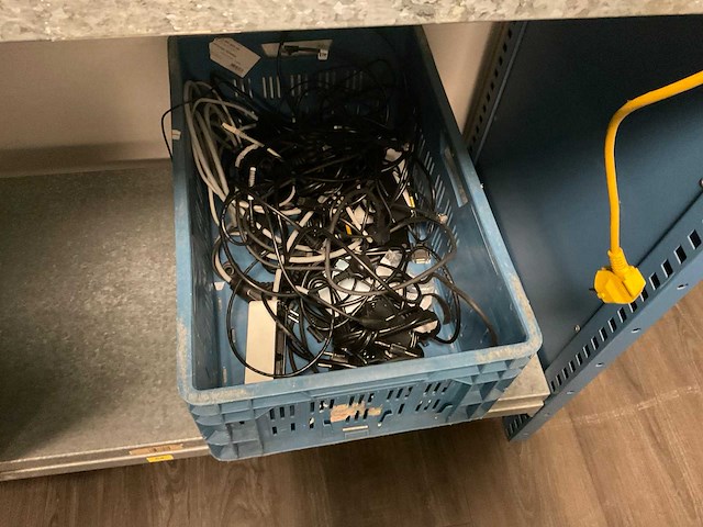 Partij divers it apparatuur - afbeelding 9 van  14