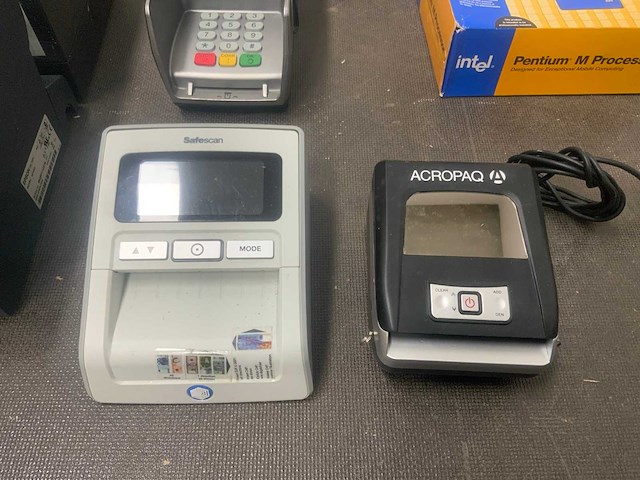 Partij divers it elektronica - afbeelding 10 van  18