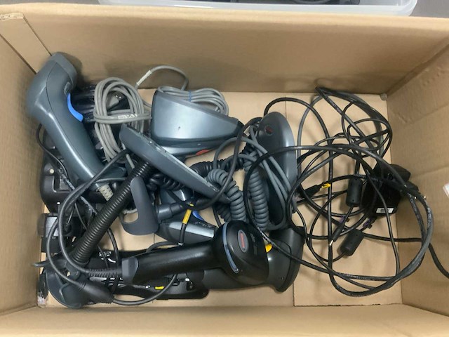 Partij divers it elektronica - afbeelding 16 van  18