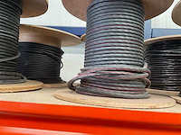 Partij divers kabel - afbeelding 2 van  4